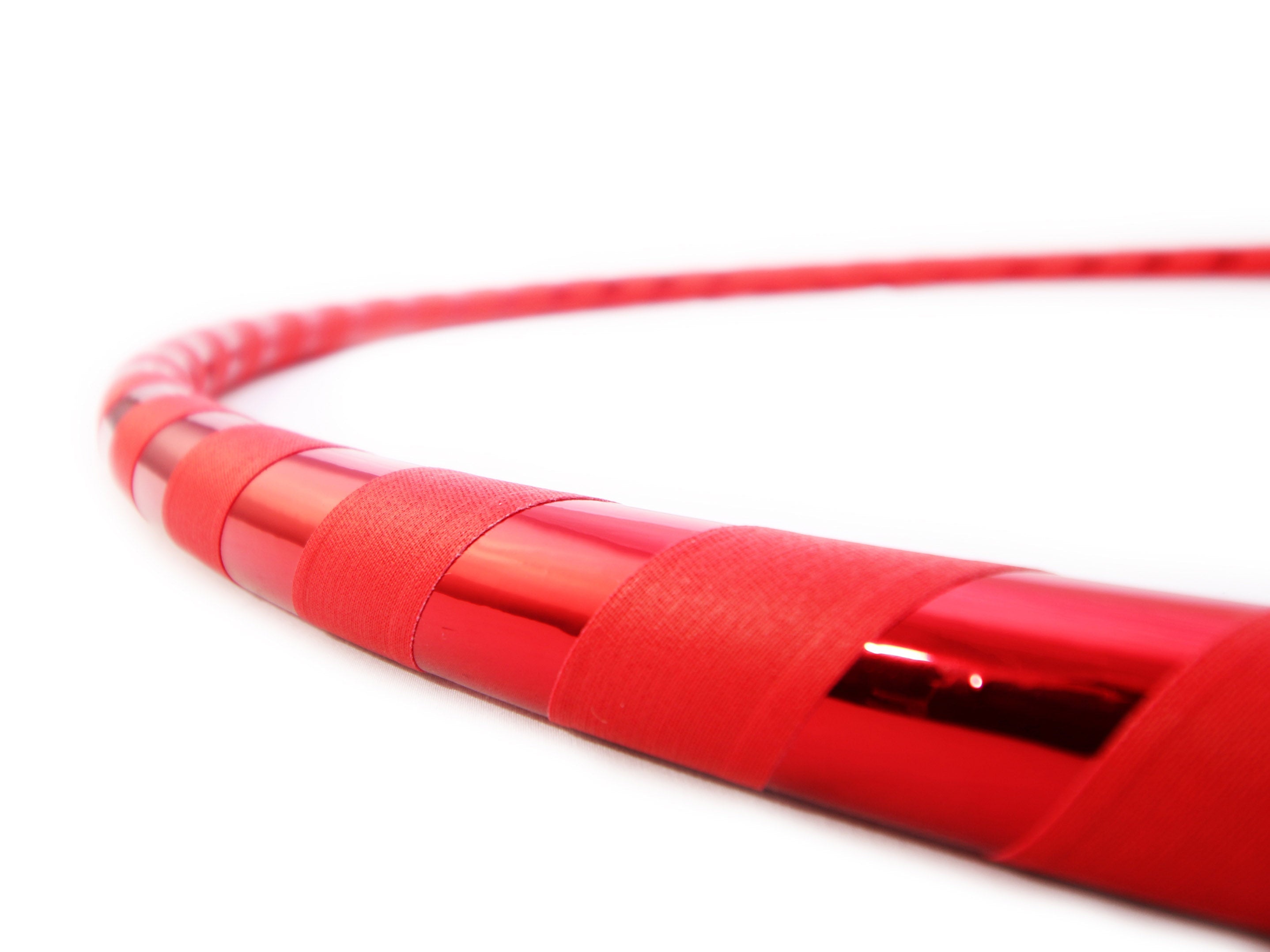 Red mirror hoop - the perfect gift for families